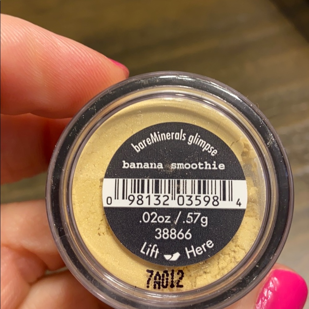 Bare Minerals Banana Smoothie eyeshadow
